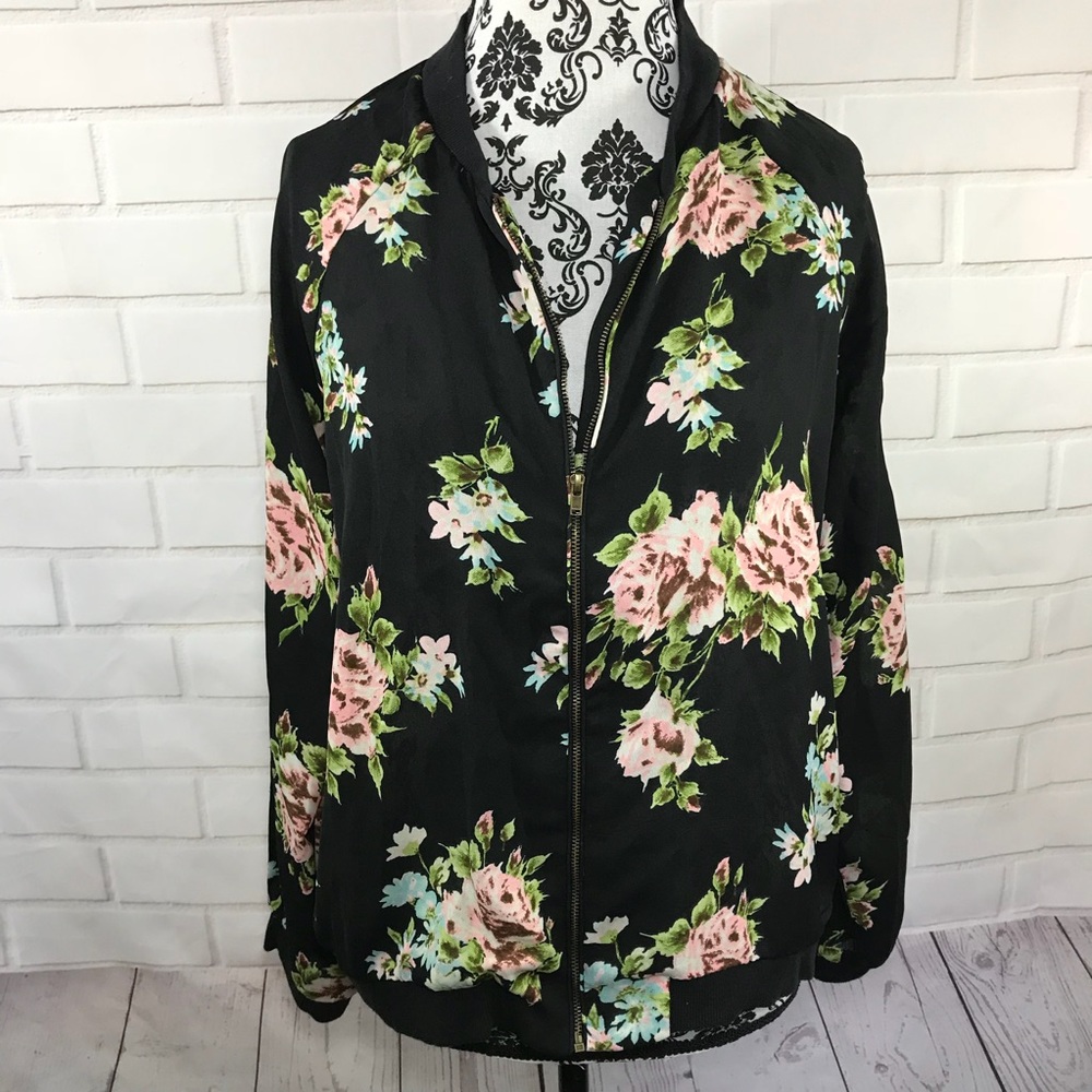 Live 4 Truth lightweight jacket XL